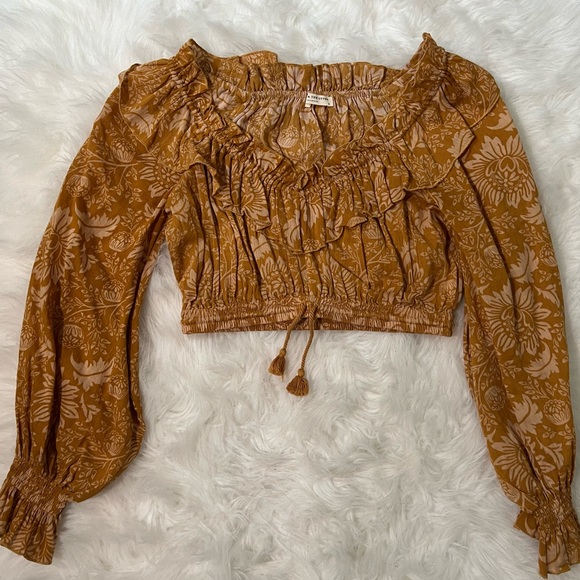 Spell Tops - Spell & the Gypsy Lioness Peasant Blouse